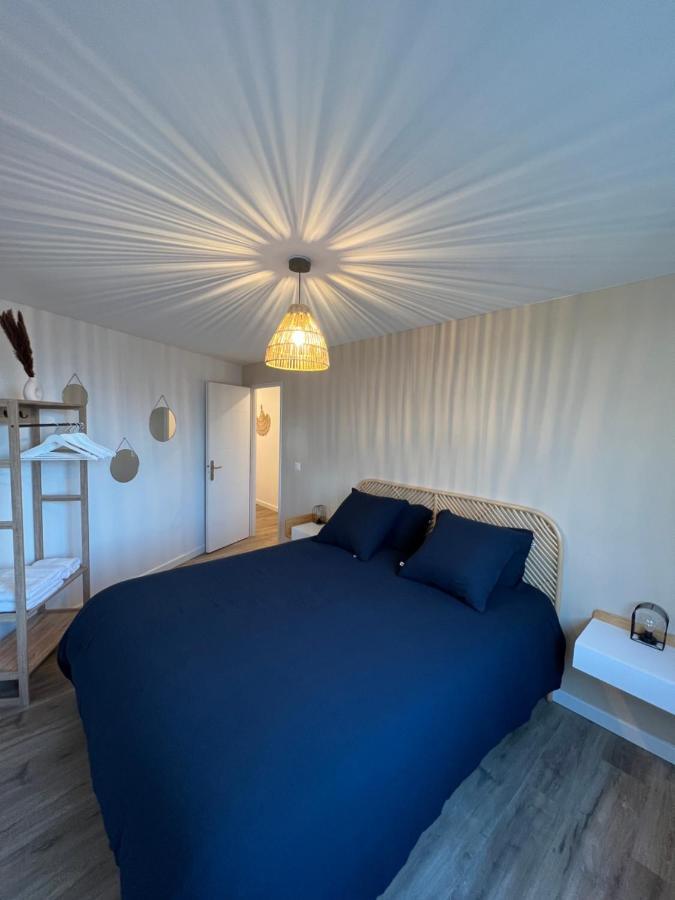 La Sainte Tour Apartment วัลราส์-ปลาจ ภายนอก รูปภาพ