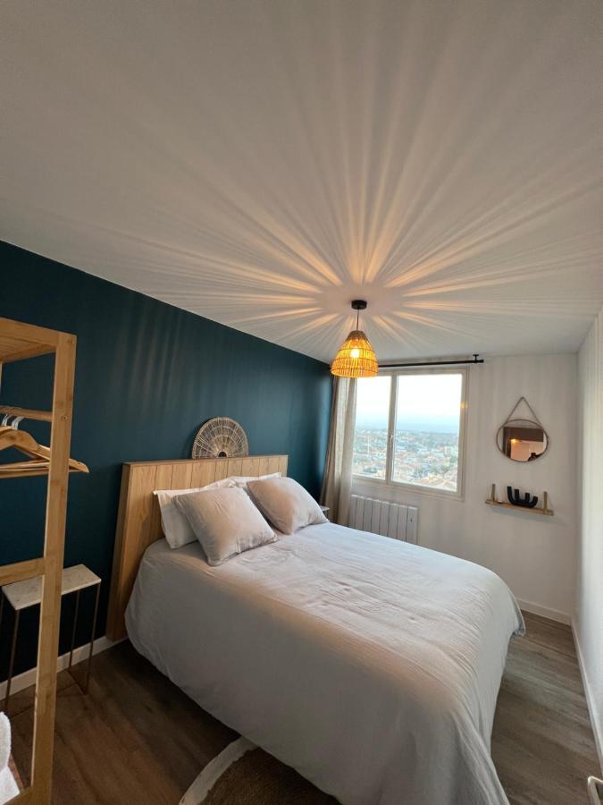 La Sainte Tour Apartment วัลราส์-ปลาจ ภายนอก รูปภาพ