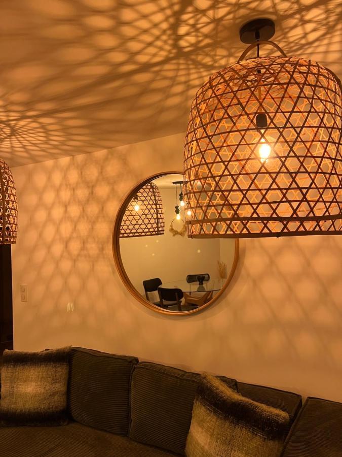 La Sainte Tour Apartment วัลราส์-ปลาจ ภายนอก รูปภาพ